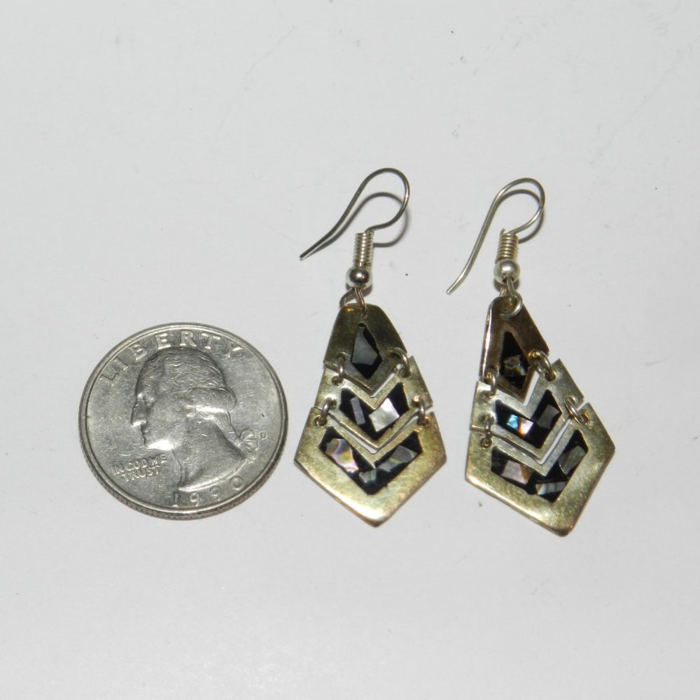 Vintage 1970s Mexican Alpaca and Abalone Shell Geometric Earrings - Picture 3 of 4